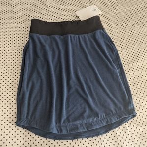 NWT Kit and Ace skirt